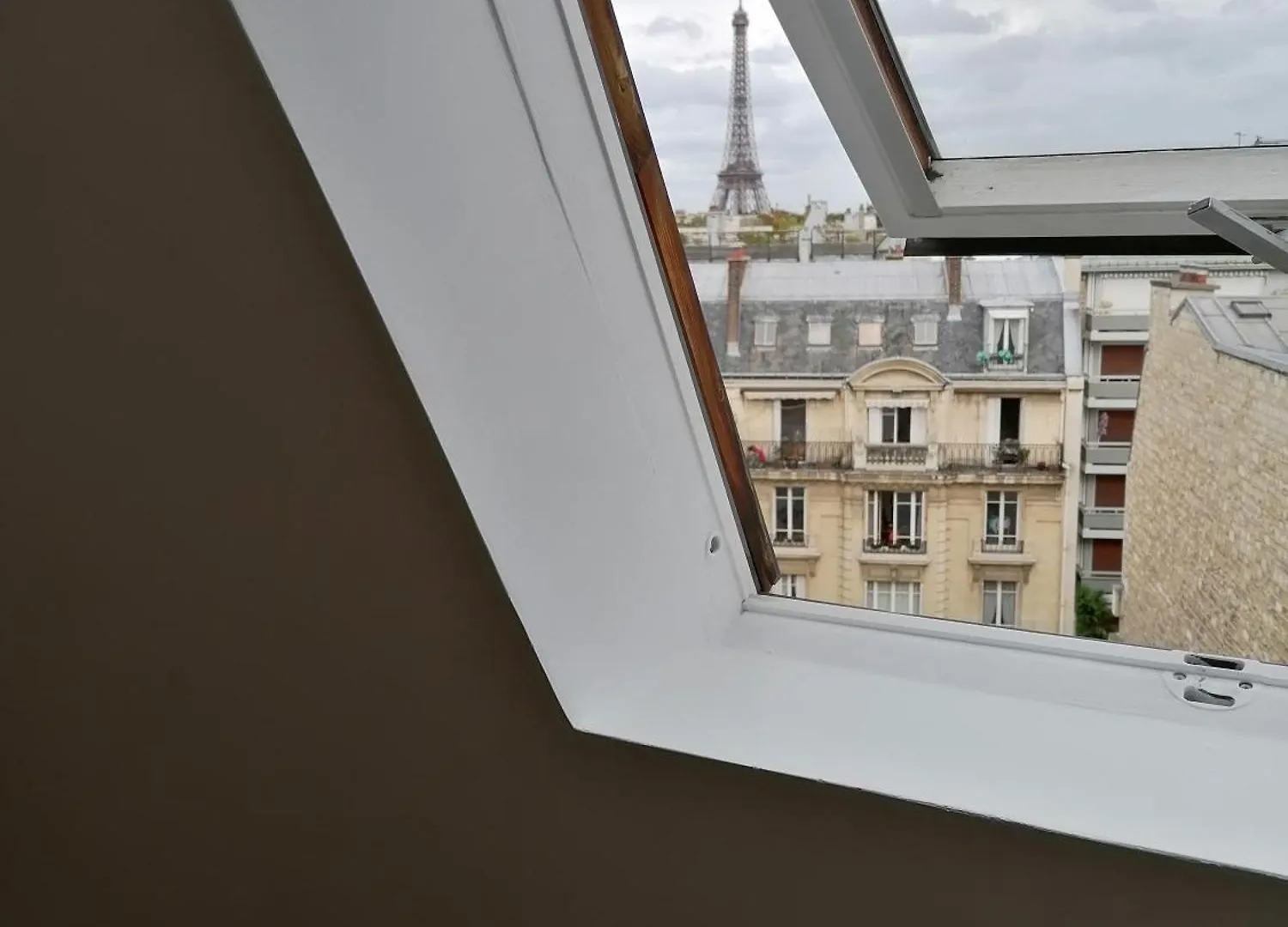 Apartment 31m Carres 75016